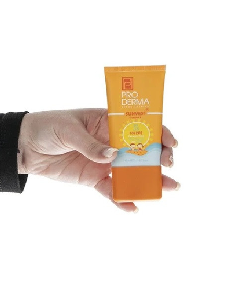 کرم ضدآفتاب بی رنگ پرودرما با SPF35 مناسب کودک حجم 40 میلی لیتر